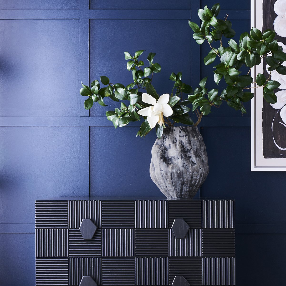 Fluer Porcelain Vase - Charcoal