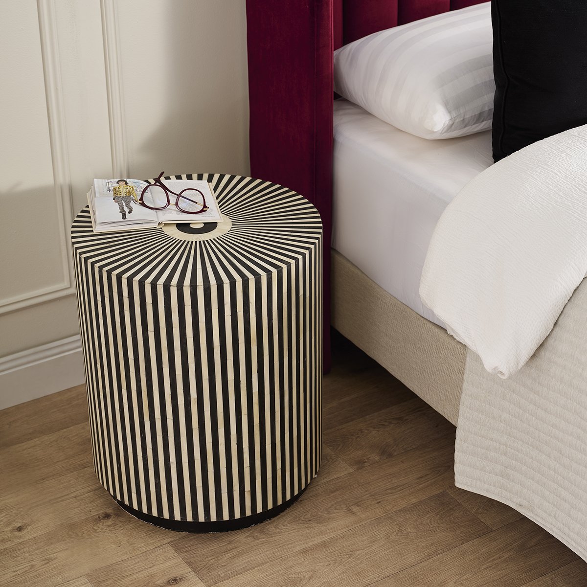 Makayla Side Table - Black