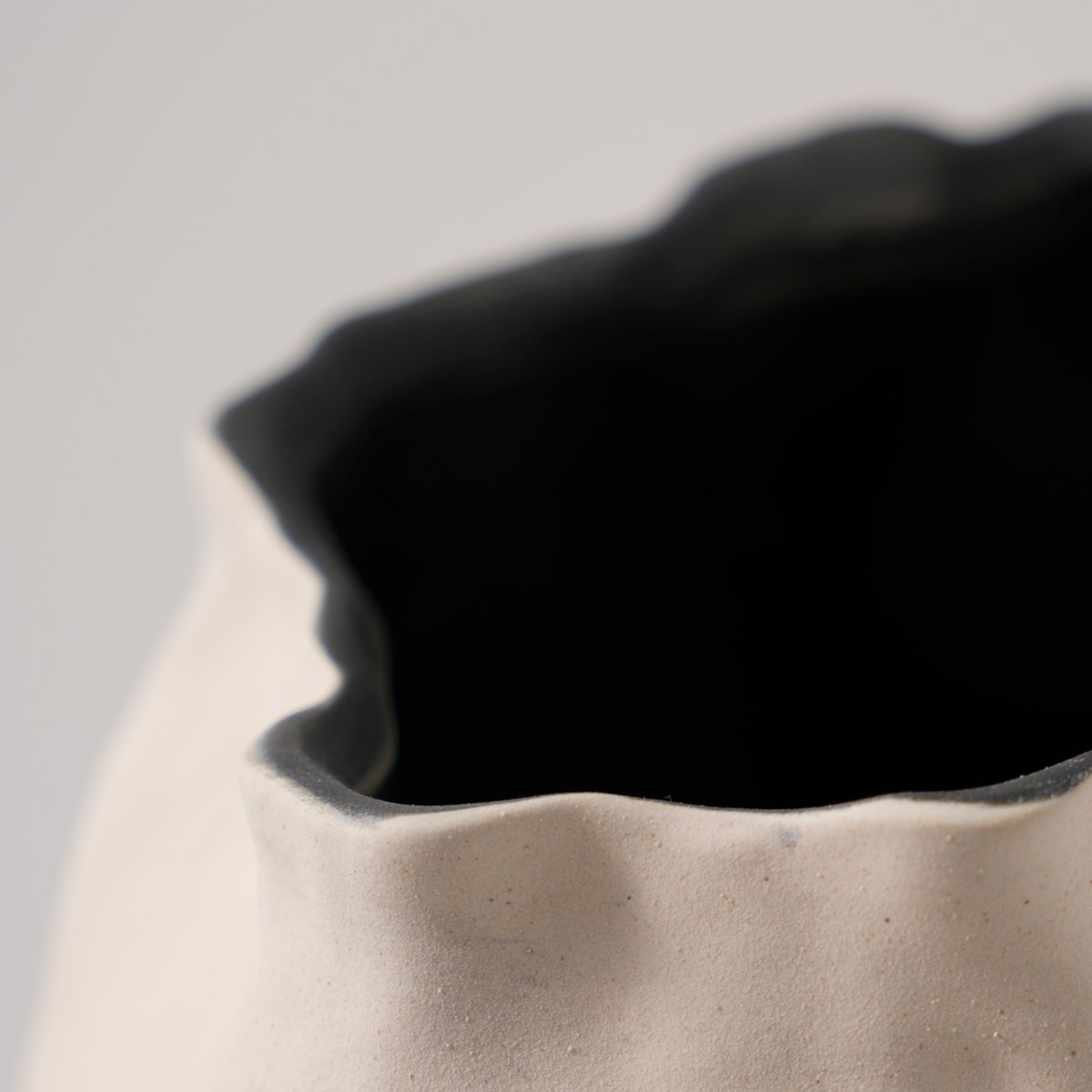 Fluer Porcelain Vase - White ** Offline pending re-order