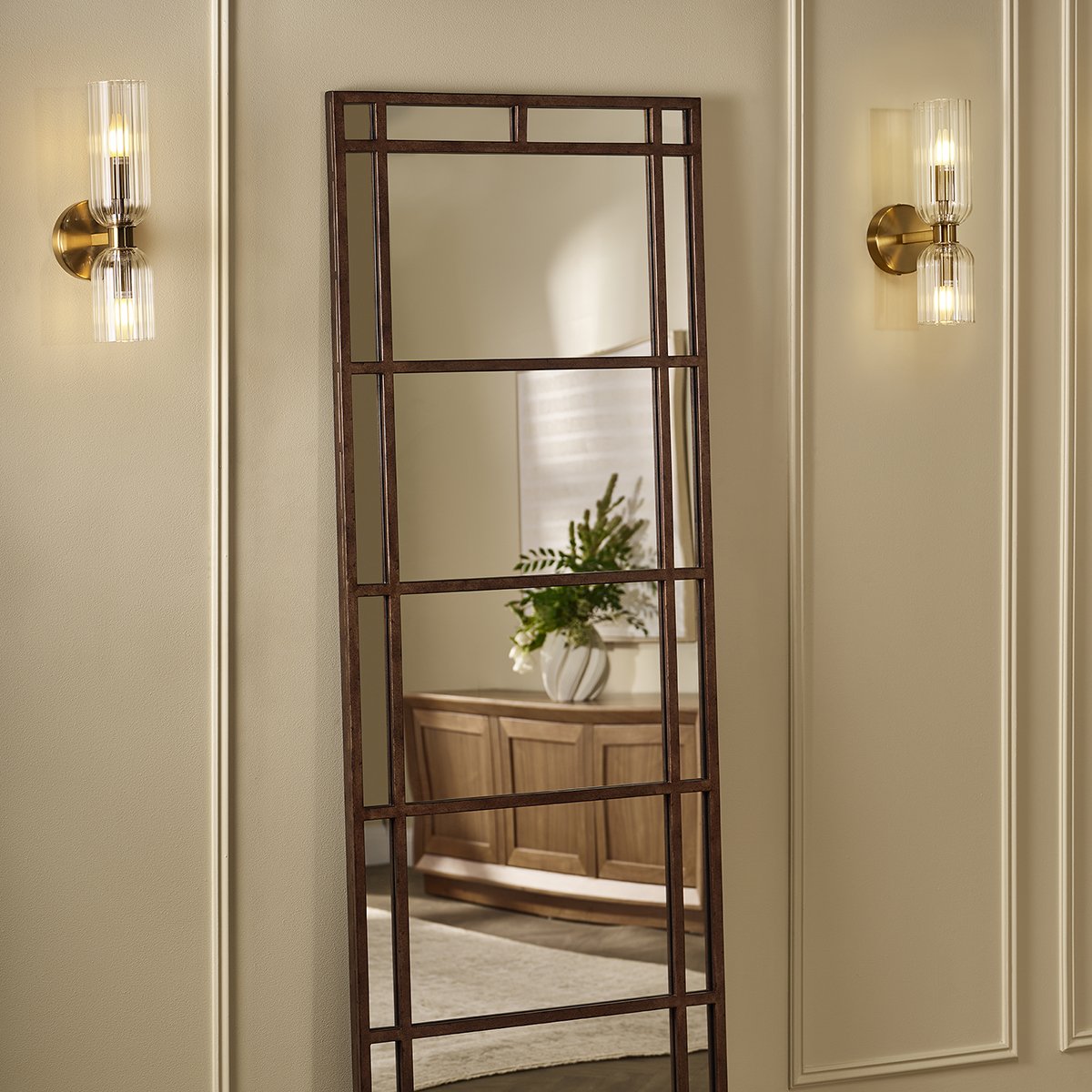 Hepburn Wall Sconce